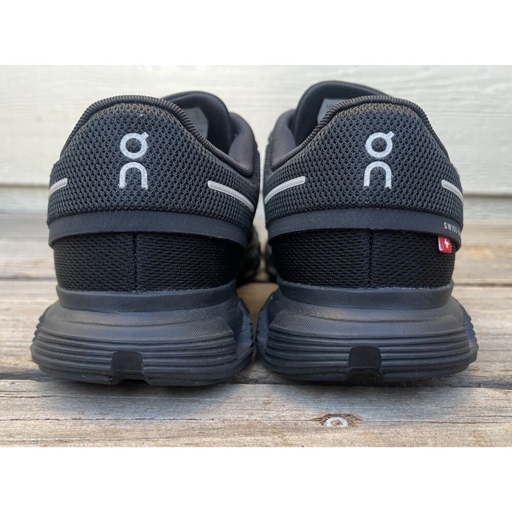 On Running Cloud Waterproof Women's Running Shoes - Black - Picture 5 of 10